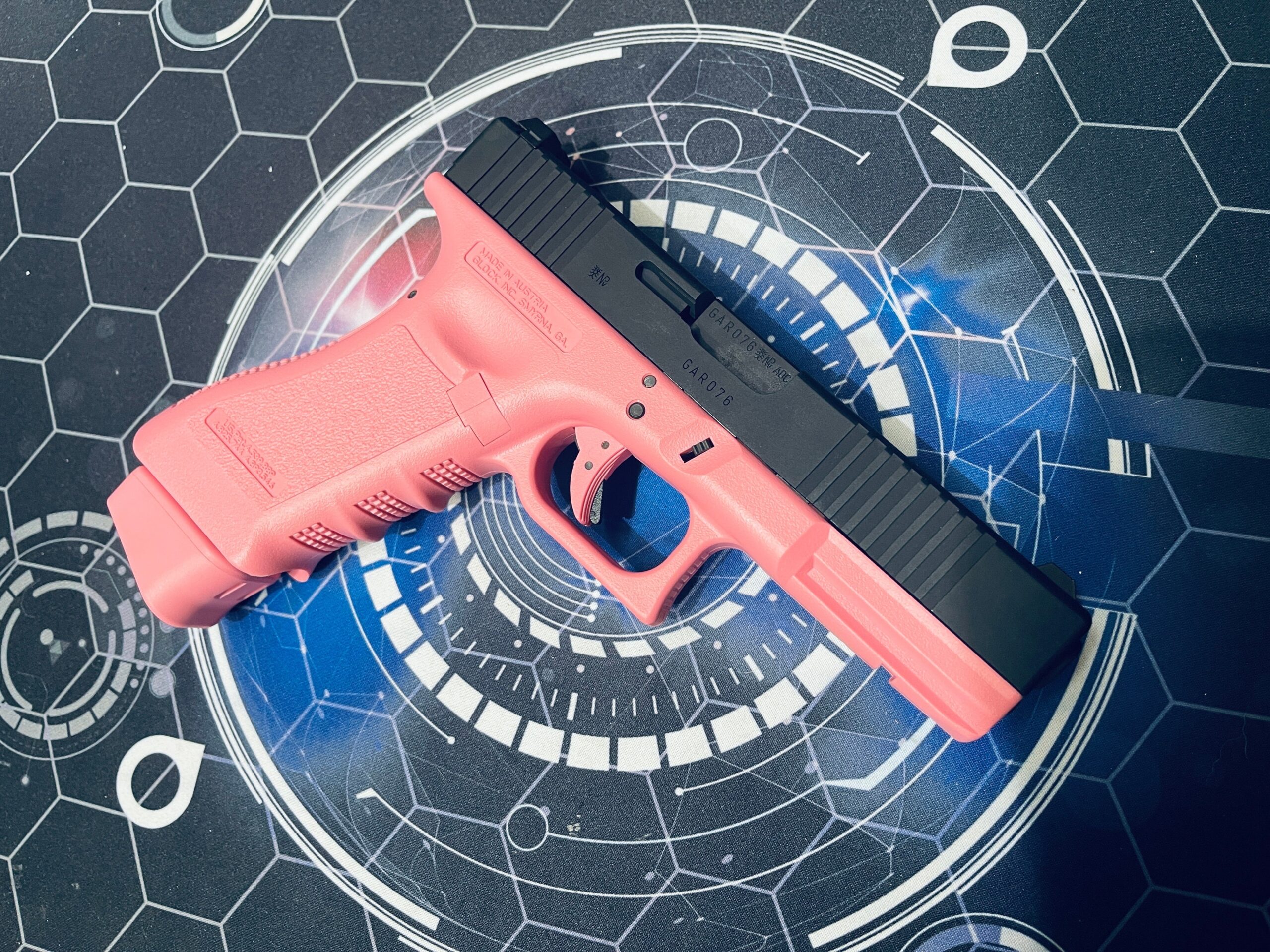 Custom Guarder Glock G17 Custom II 5-Hole "Lord Maker" Pink Gen 3 Gel Blaster - Image 2