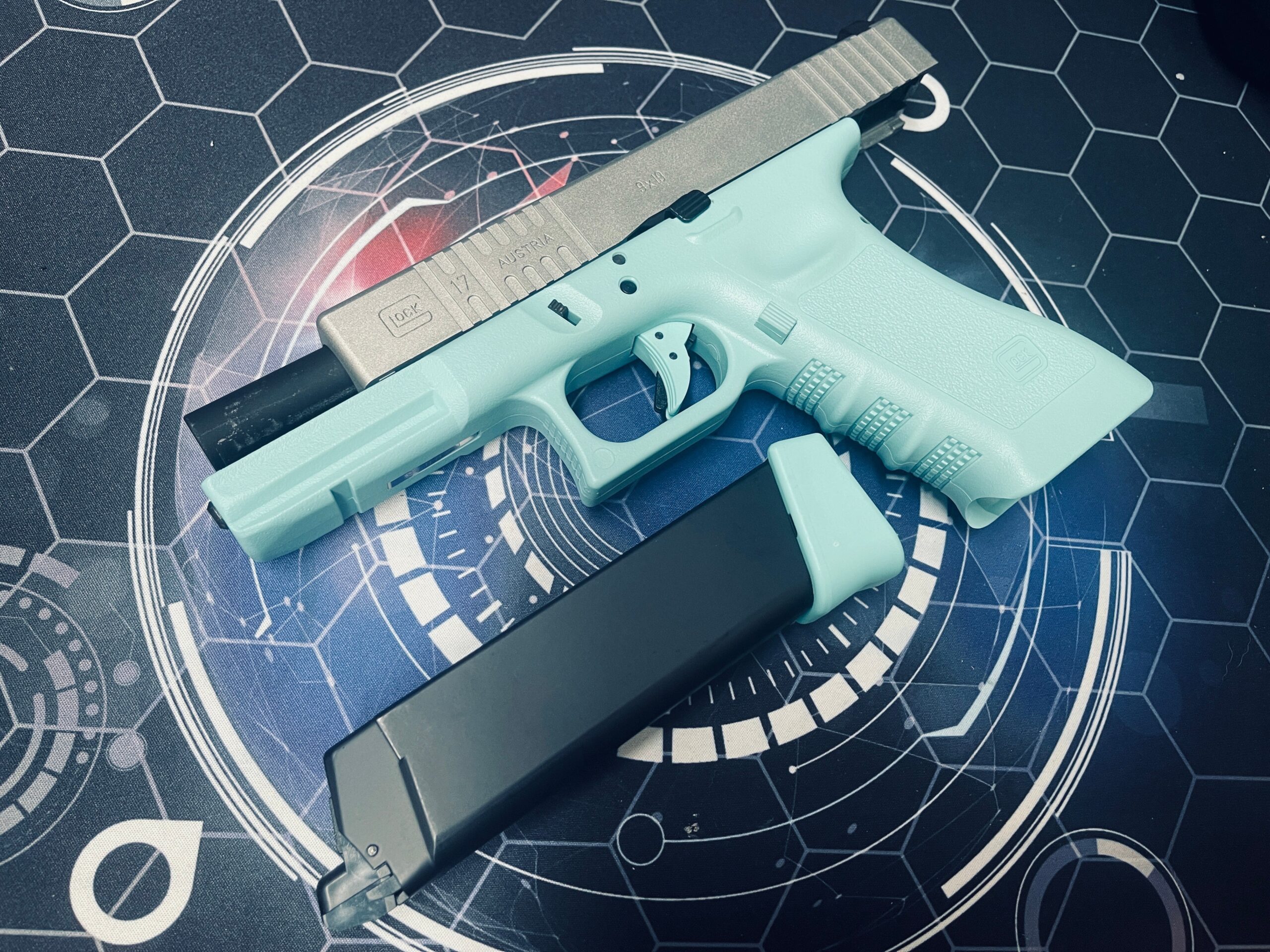 Guarder Glock G17 Custom II 5-Hole "Gucci" Robin Egg Blue Gen 3 Gel Blaster - Image 6