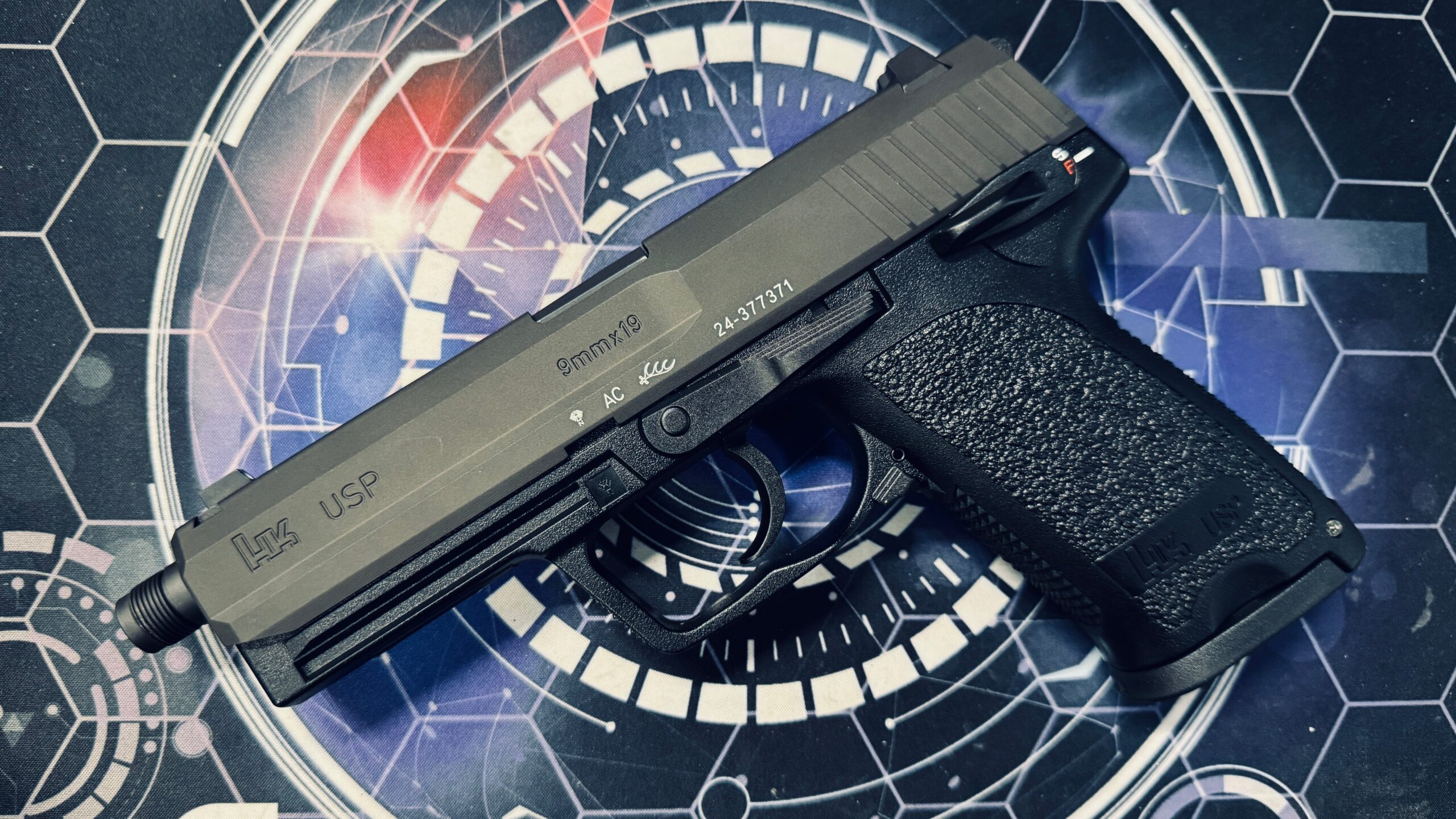 Custom Tokyo Marui / Guarder Aluminium USP Gel Blaster w/Thread - Image 2