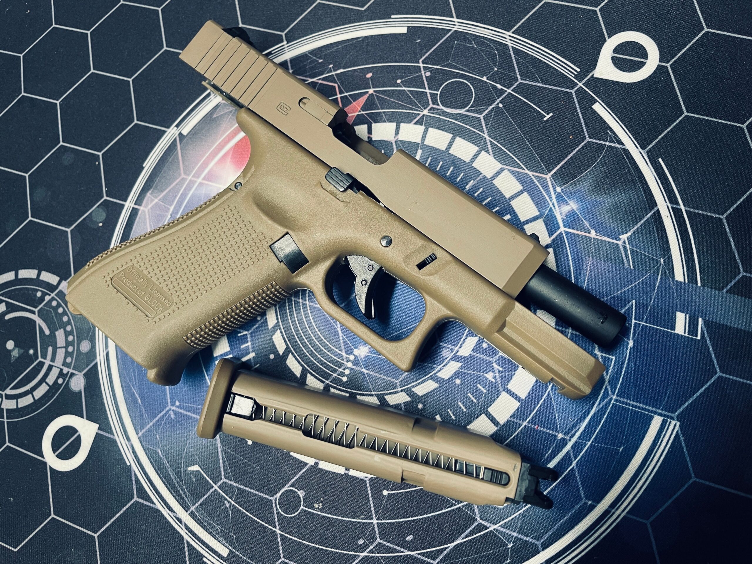E&C Glock G19X Gen 5 Gel Blaster - Dark Earth - Image 7