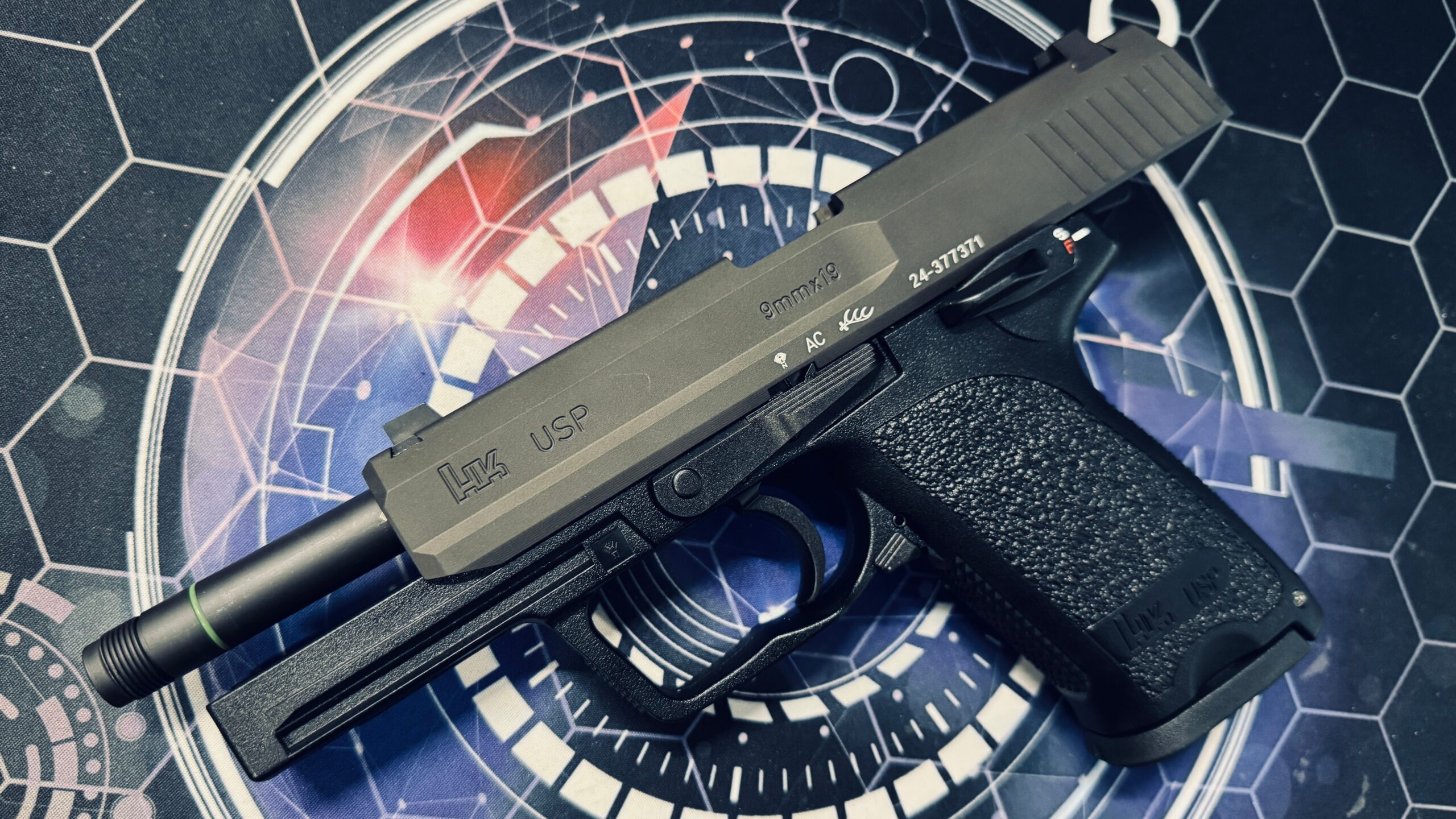 Custom Tokyo Marui / Guarder Aluminium USP Gel Blaster w/Thread - Image 4