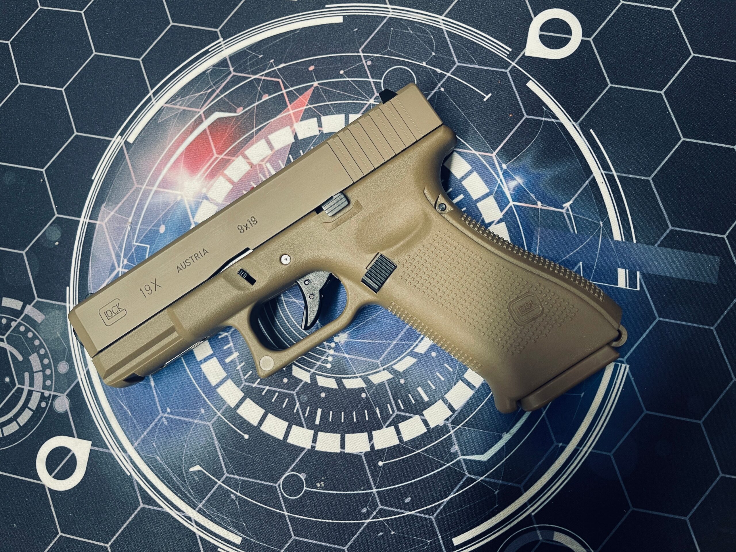 E&C Glock G19X Gen 5 Gel Blaster - Dark Earth - Image 4