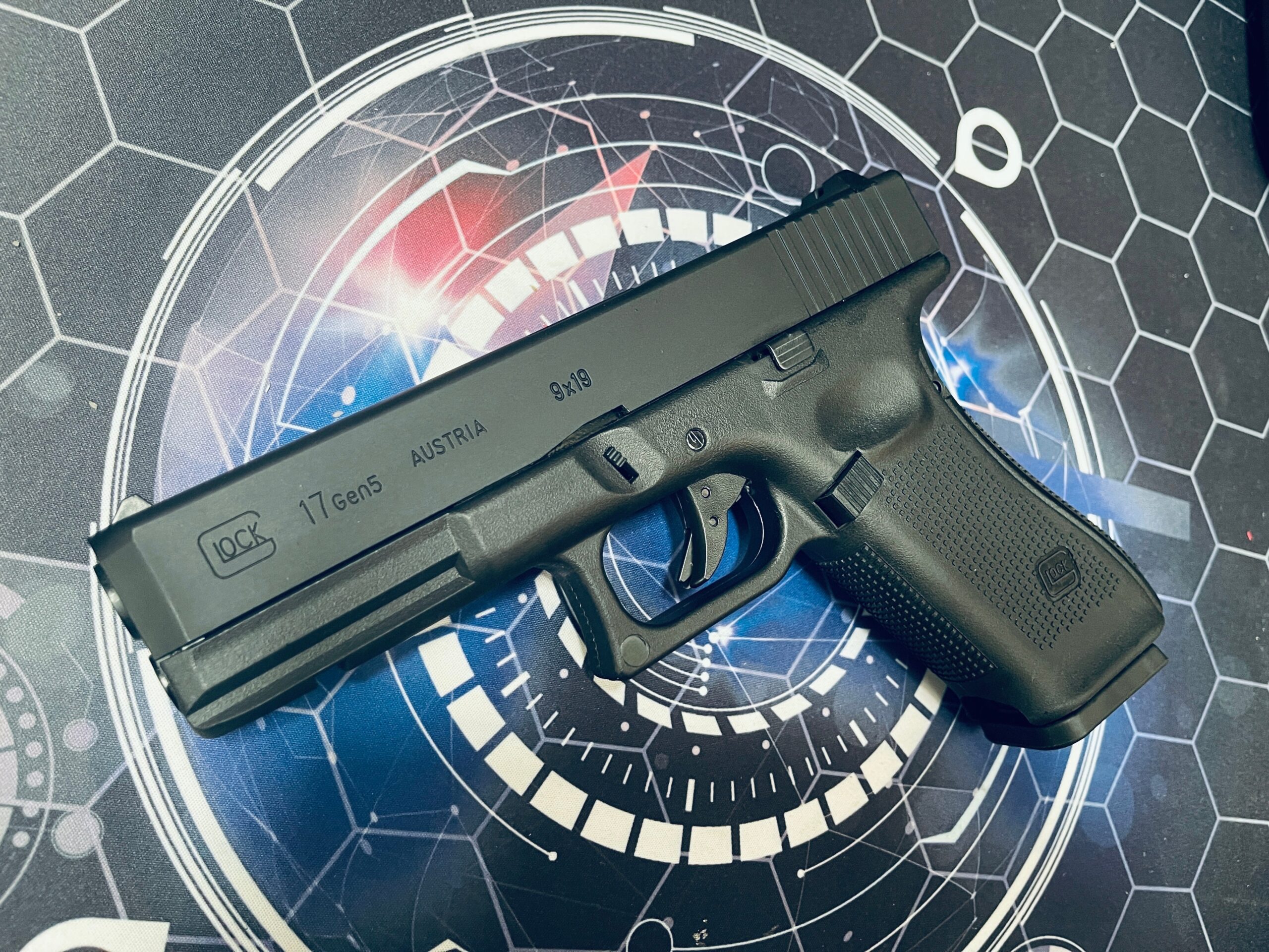 E&C Glock G17 Gen 5 Gel Blaster - Image 9