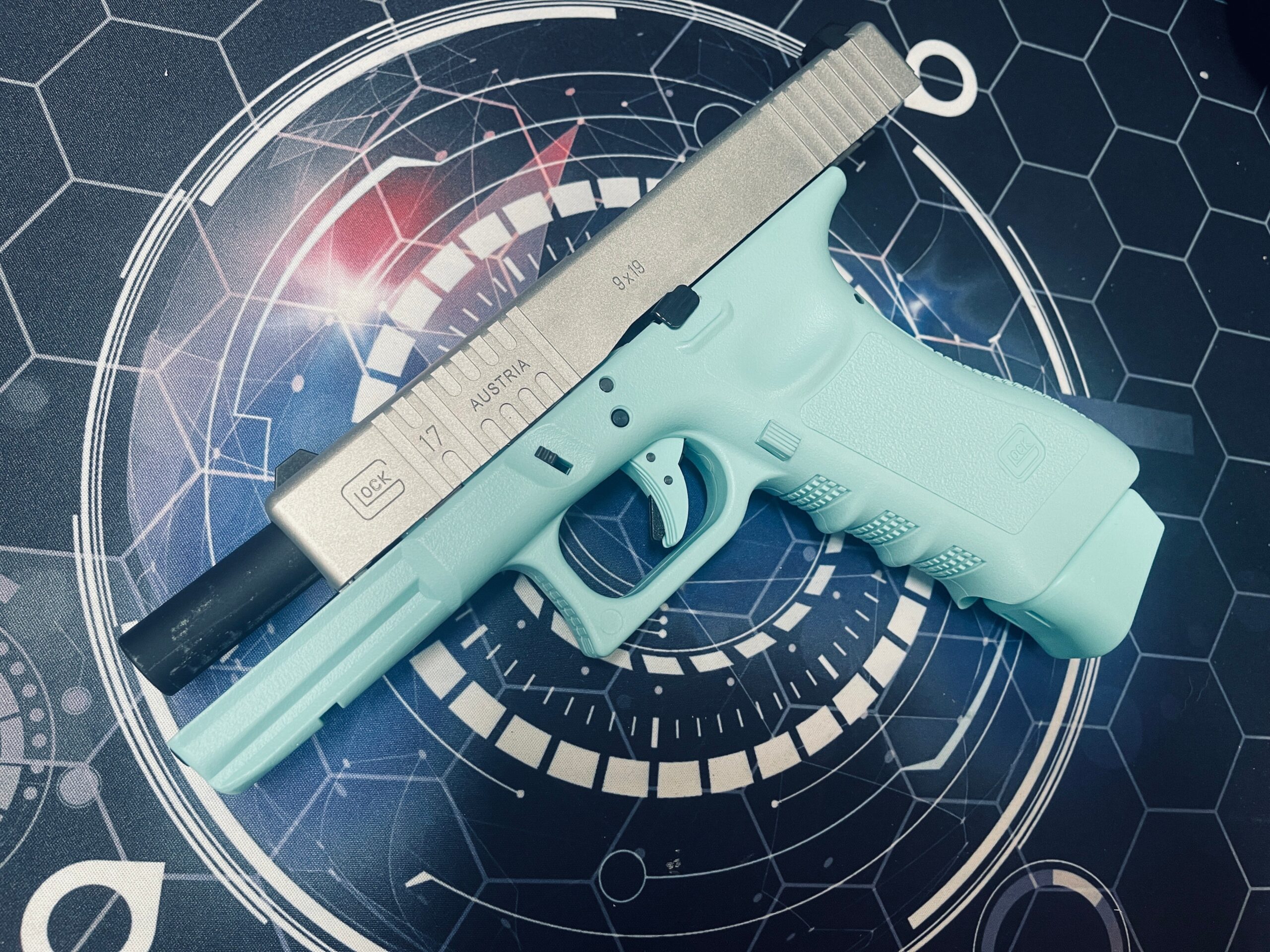 Guarder Glock G17 Custom II 5-Hole "Gucci" Robin Egg Blue Gen 3 Gel Blaster - Image 5