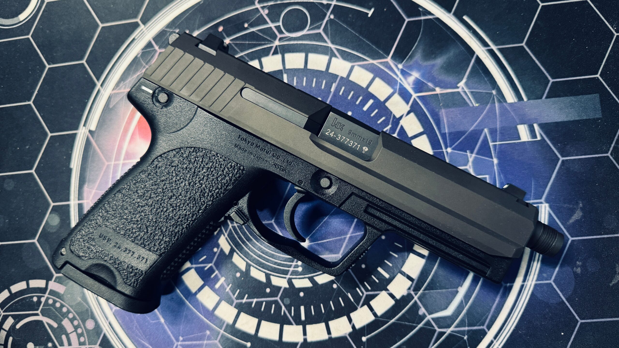 Custom Tokyo Marui / Guarder Aluminium USP Gel Blaster w/Thread