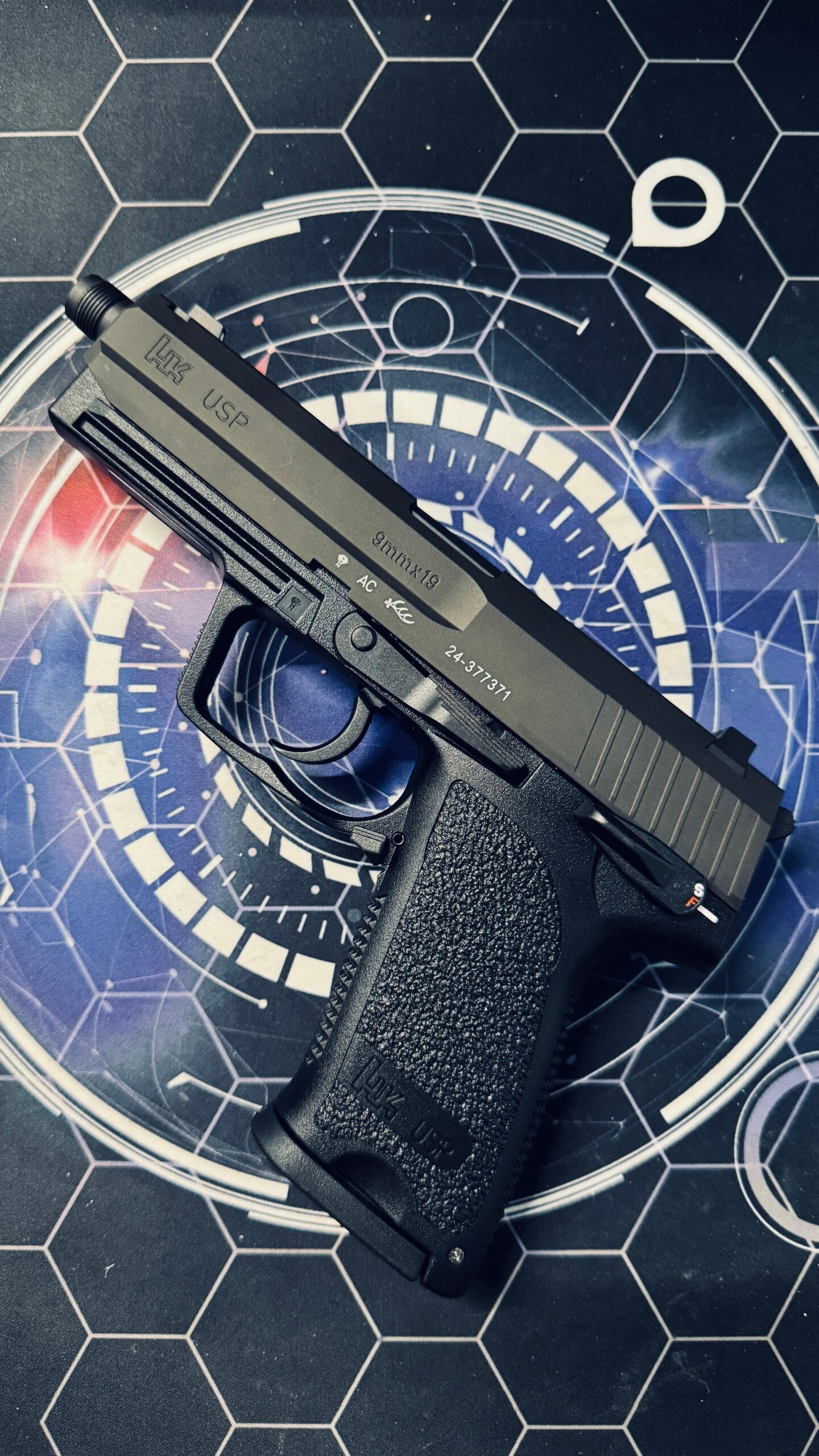Custom Tokyo Marui / Guarder Aluminium USP Gel Blaster w/Thread - Image 6