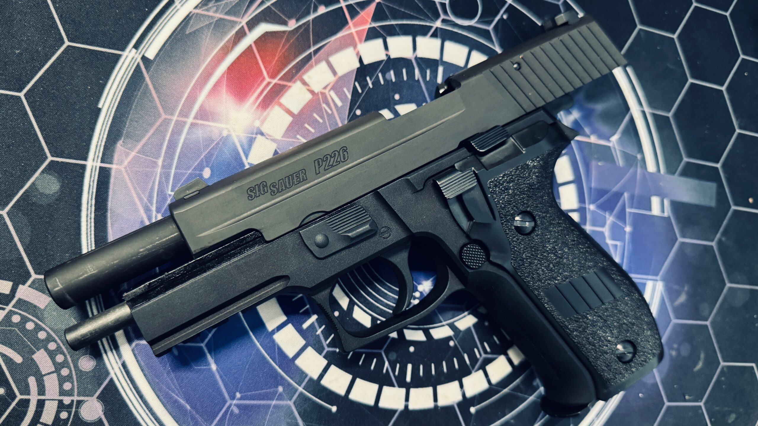 Custom Armourer Works / Guarder Steel Sig Sauer P226 Gel Blaster - Image 4