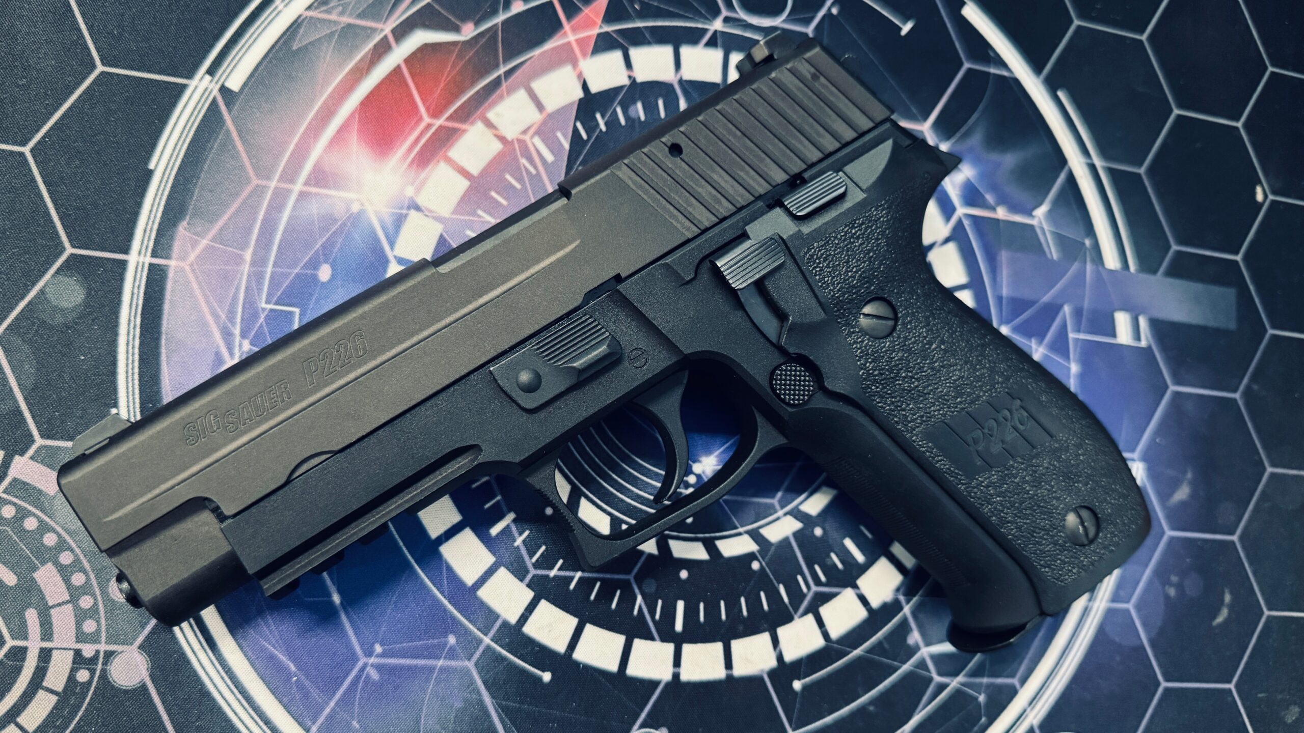 Custom Armourer Works / Guarder Aluminium Sig Sauer P226 Gel Blaster - Image 2