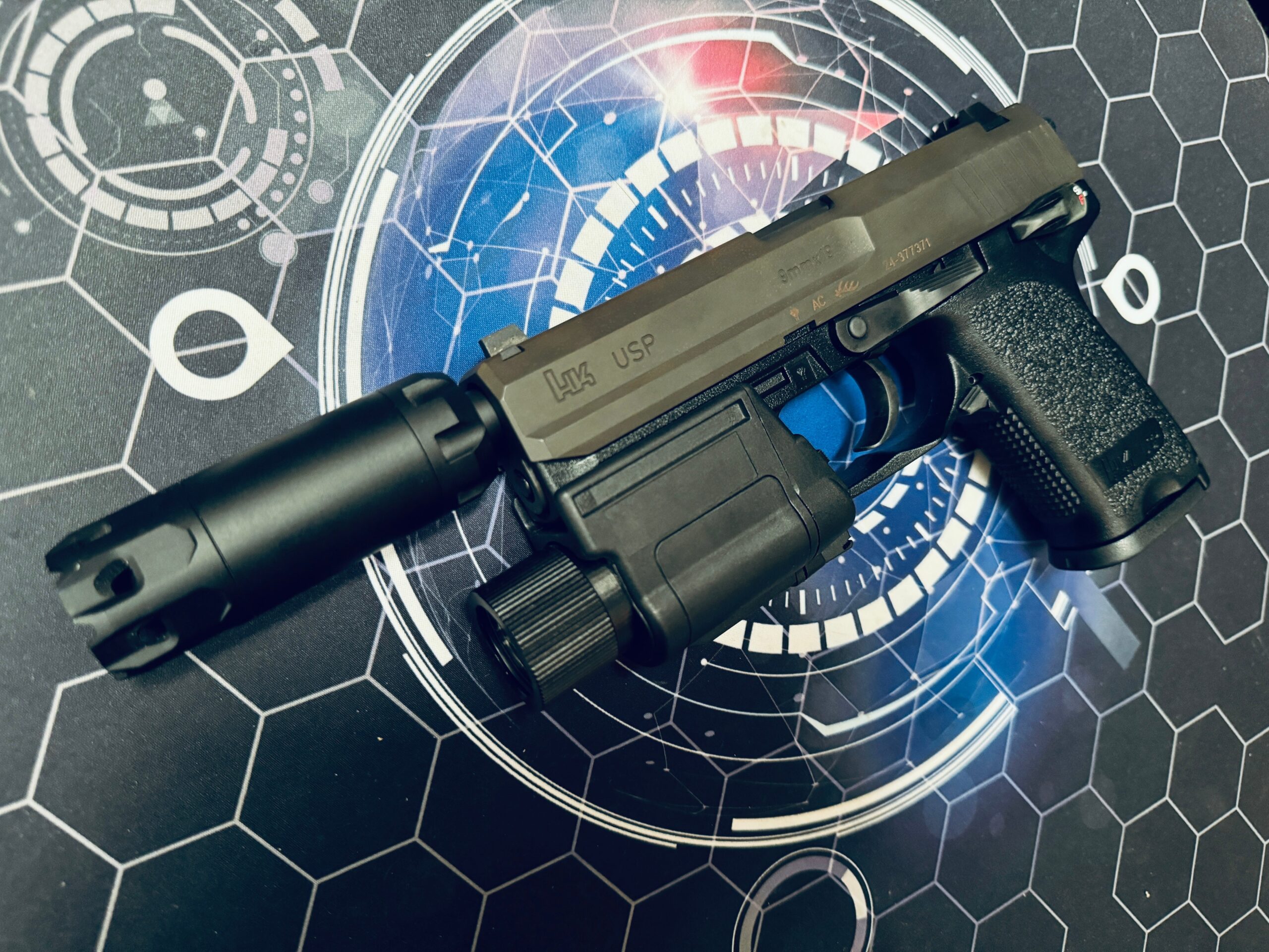 Custom Tokyo Marui / Guarder Steel USP Gel Blaster w/Thread - Image 6