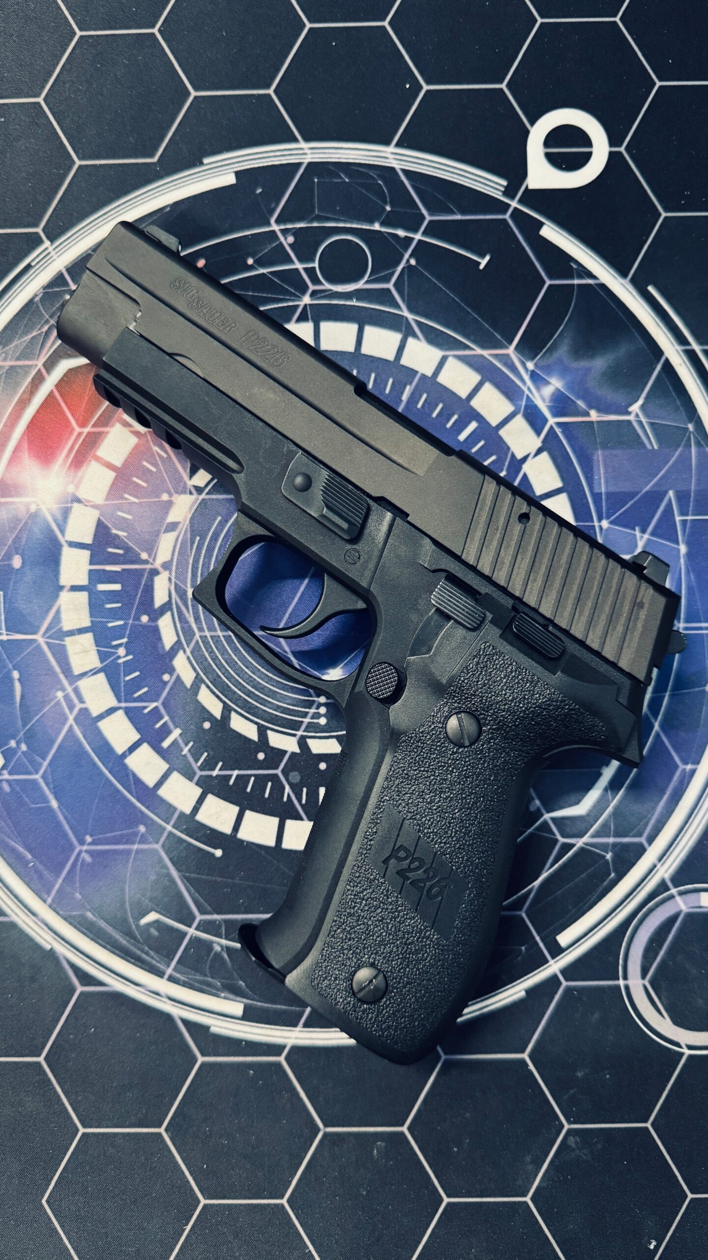 Custom Armourer Works / Guarder Aluminium Sig Sauer P226 Gel Blaster - Image 4