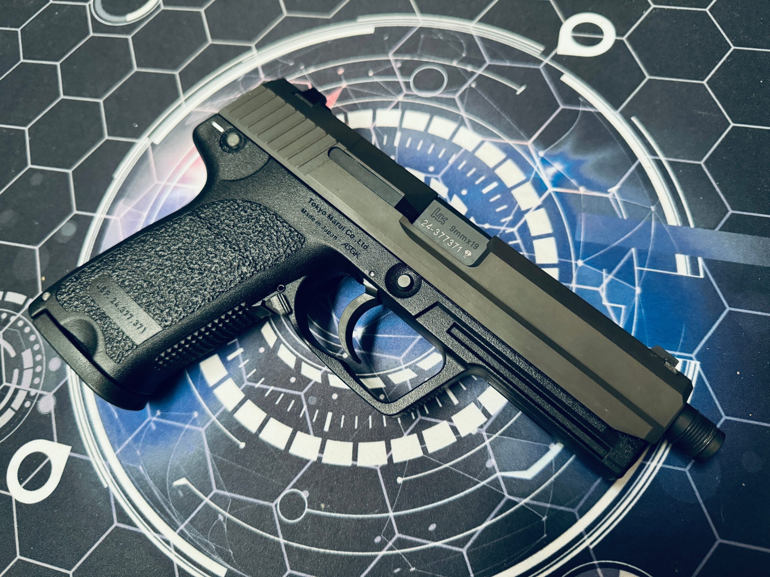 Custom Tokyo Marui / Guarder Steel USP Gel Blaster w/Thread