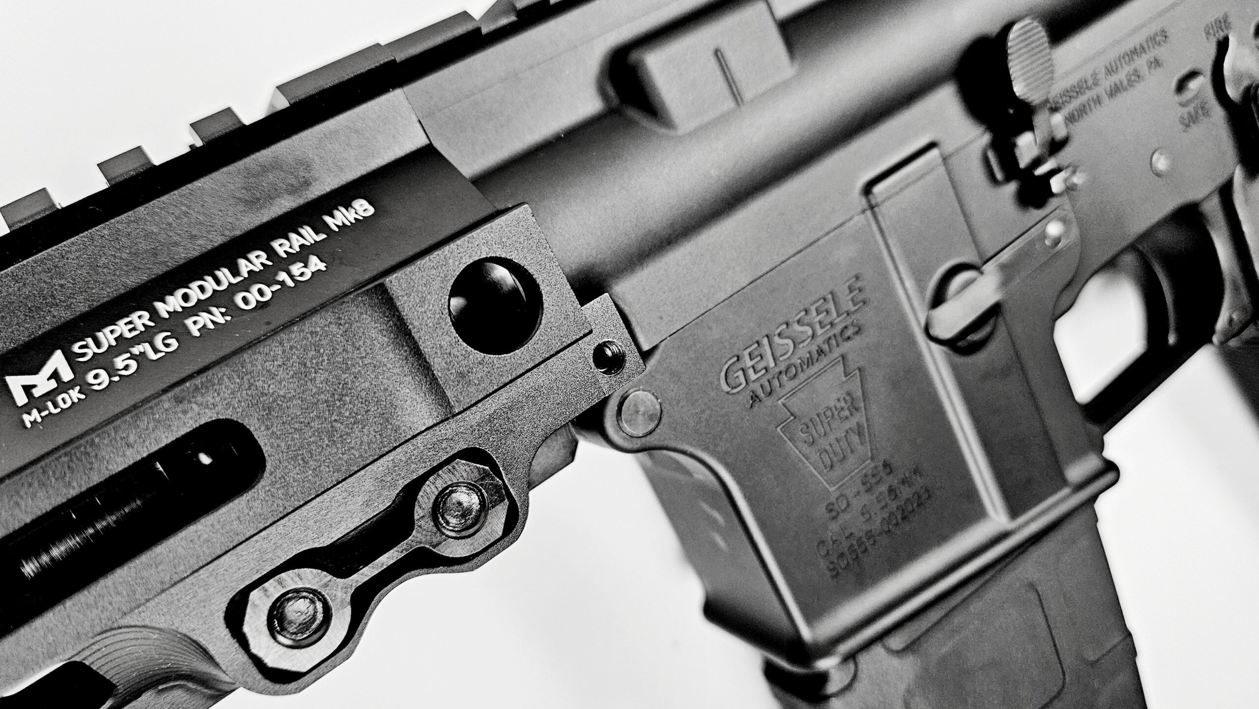 Geissele MK8 10.5 inch MWS (ZET System) Gas Blowback Rifle Gel Blaster - Image 5