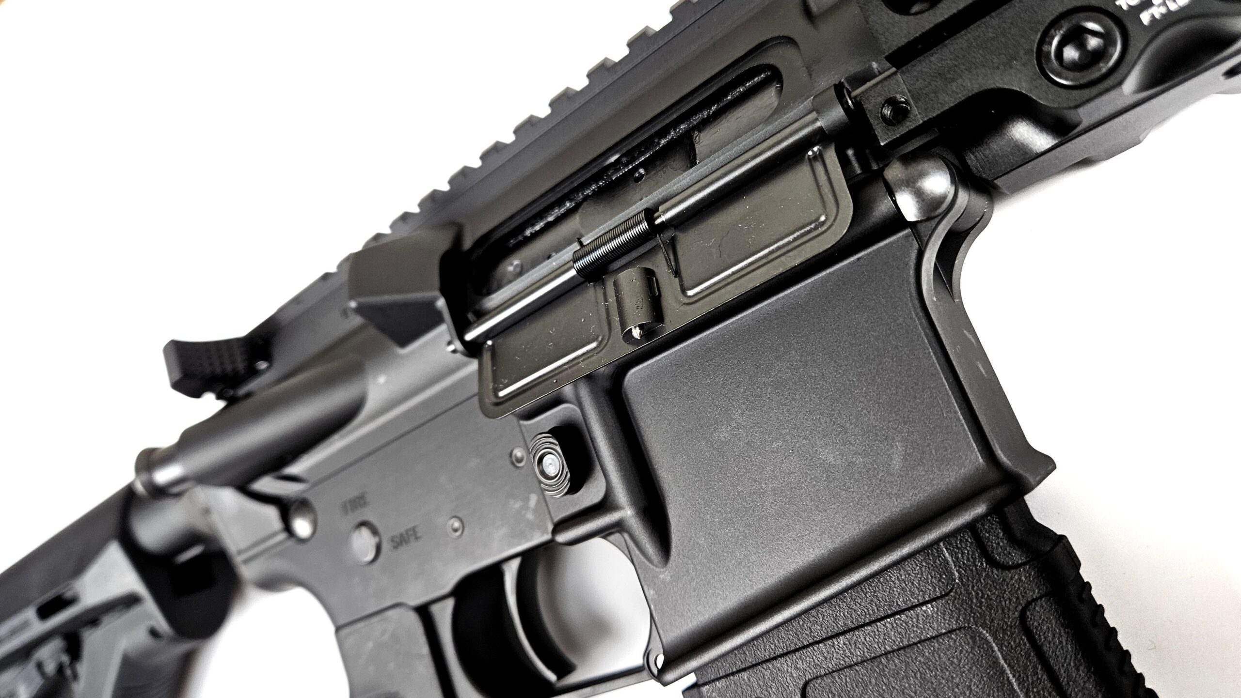 Geissele MK8 10.5 inch MWS (ZET System) Gas Blowback Rifle Gel Blaster - Image 7