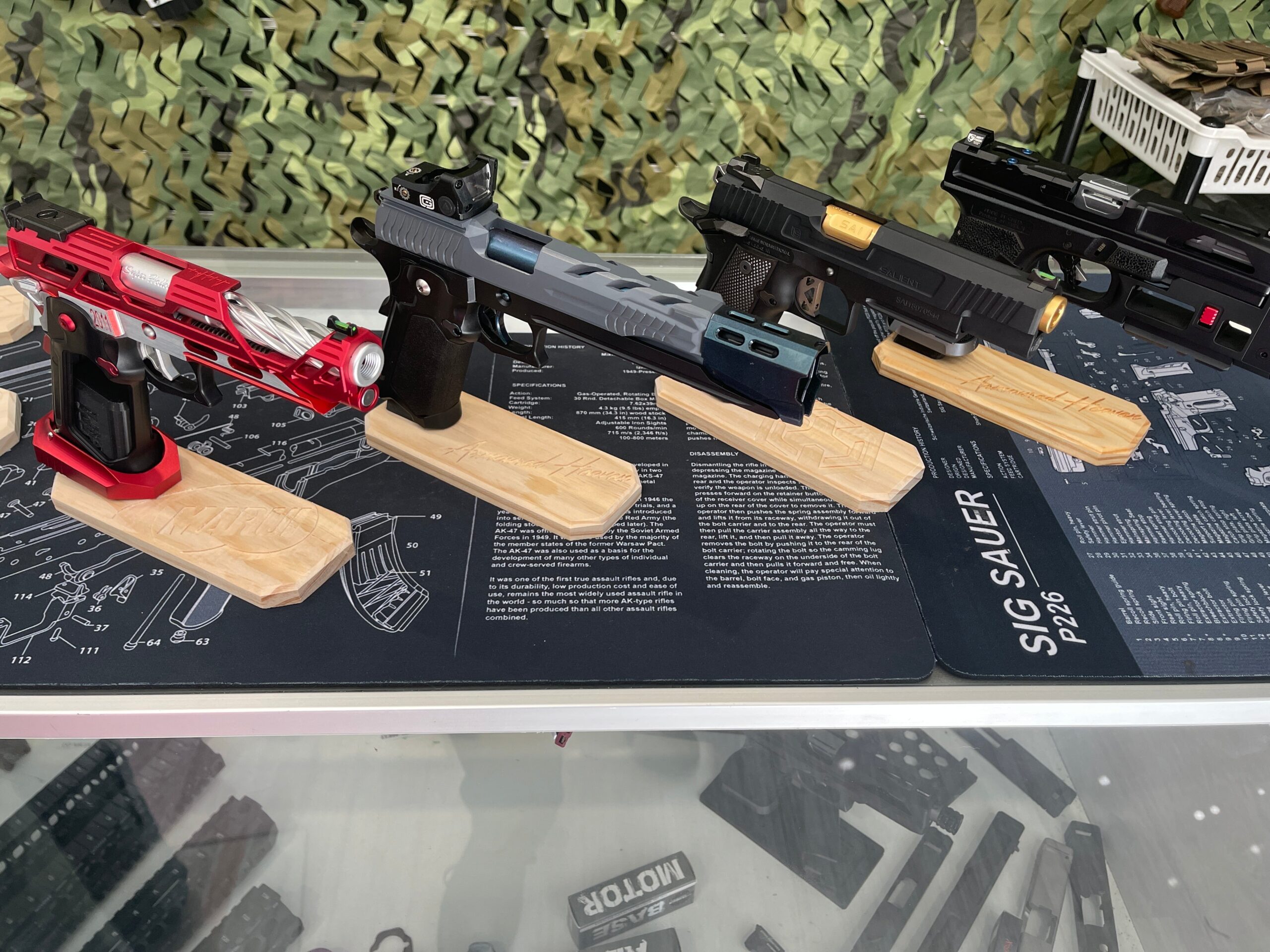 Pistol Display Stand - Image 12