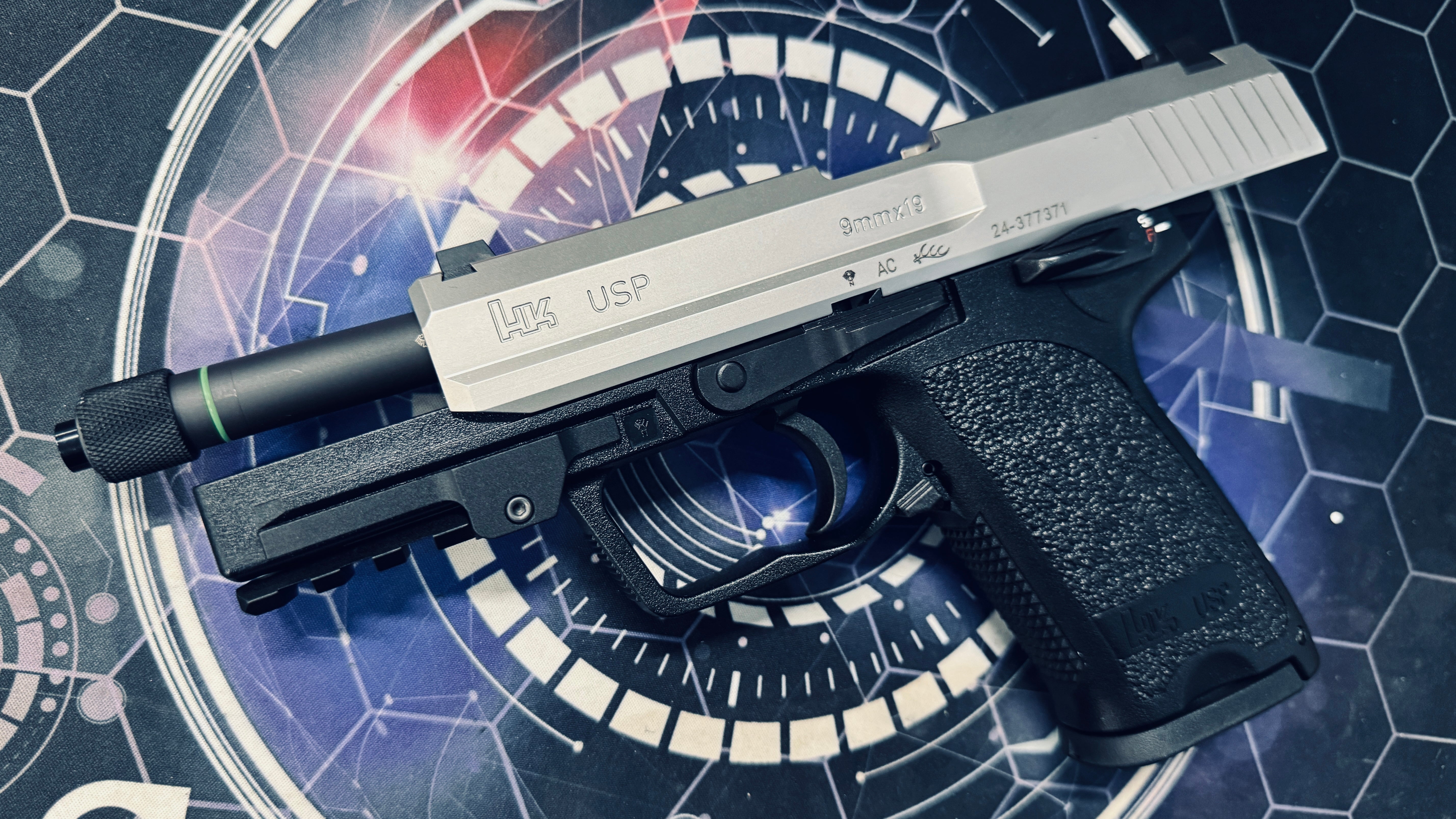 Custom Tokyo Marui / Guarder Stainless Steel USP Gel Blaster w/Threaded Barrel + Rail Adaptor - Image 6