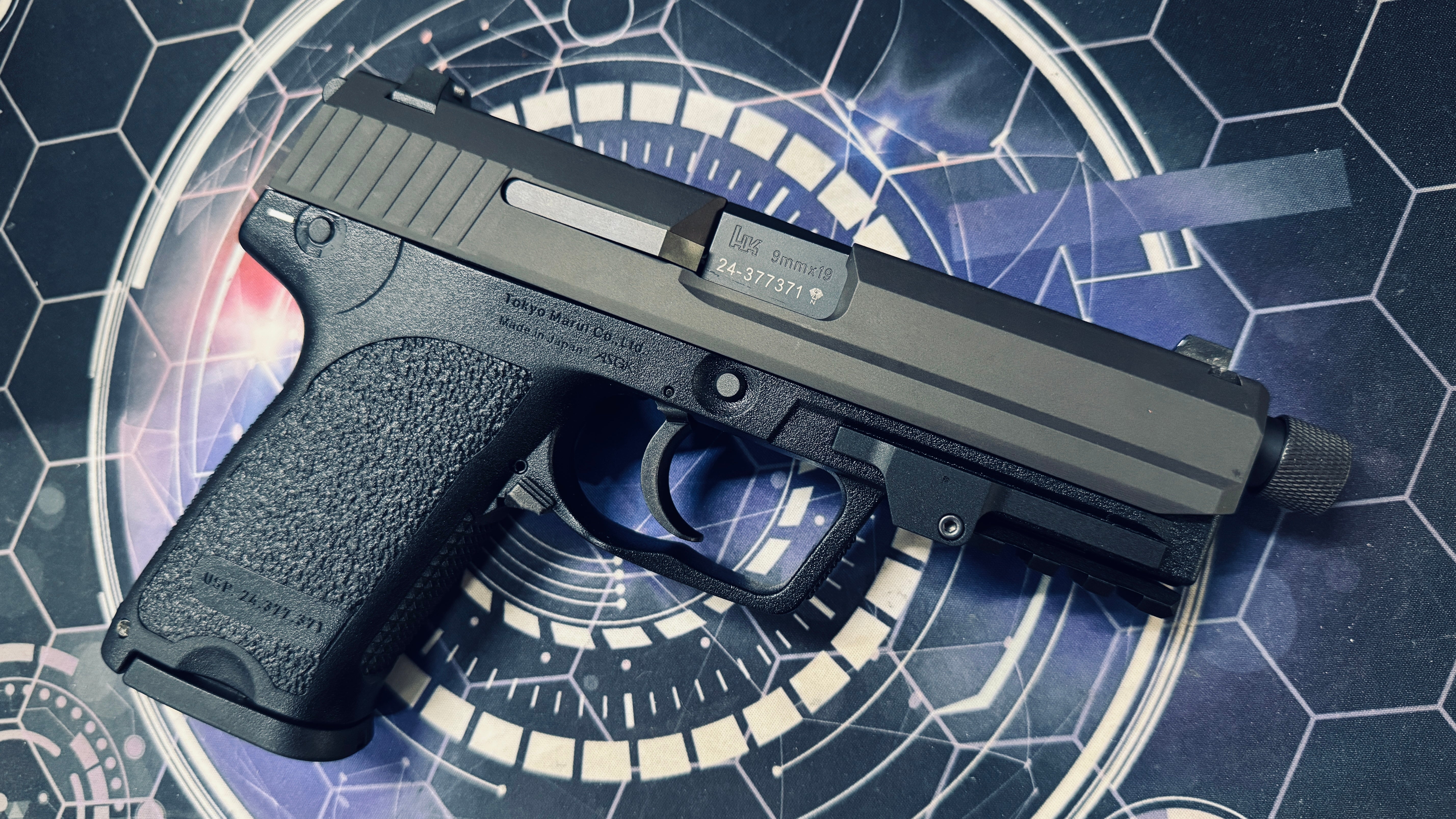 Custom Tokyo Marui / Guarder Aluminium USP Gel Blaster w/Threaded Barrel + Rail Adaptor - Image 3
