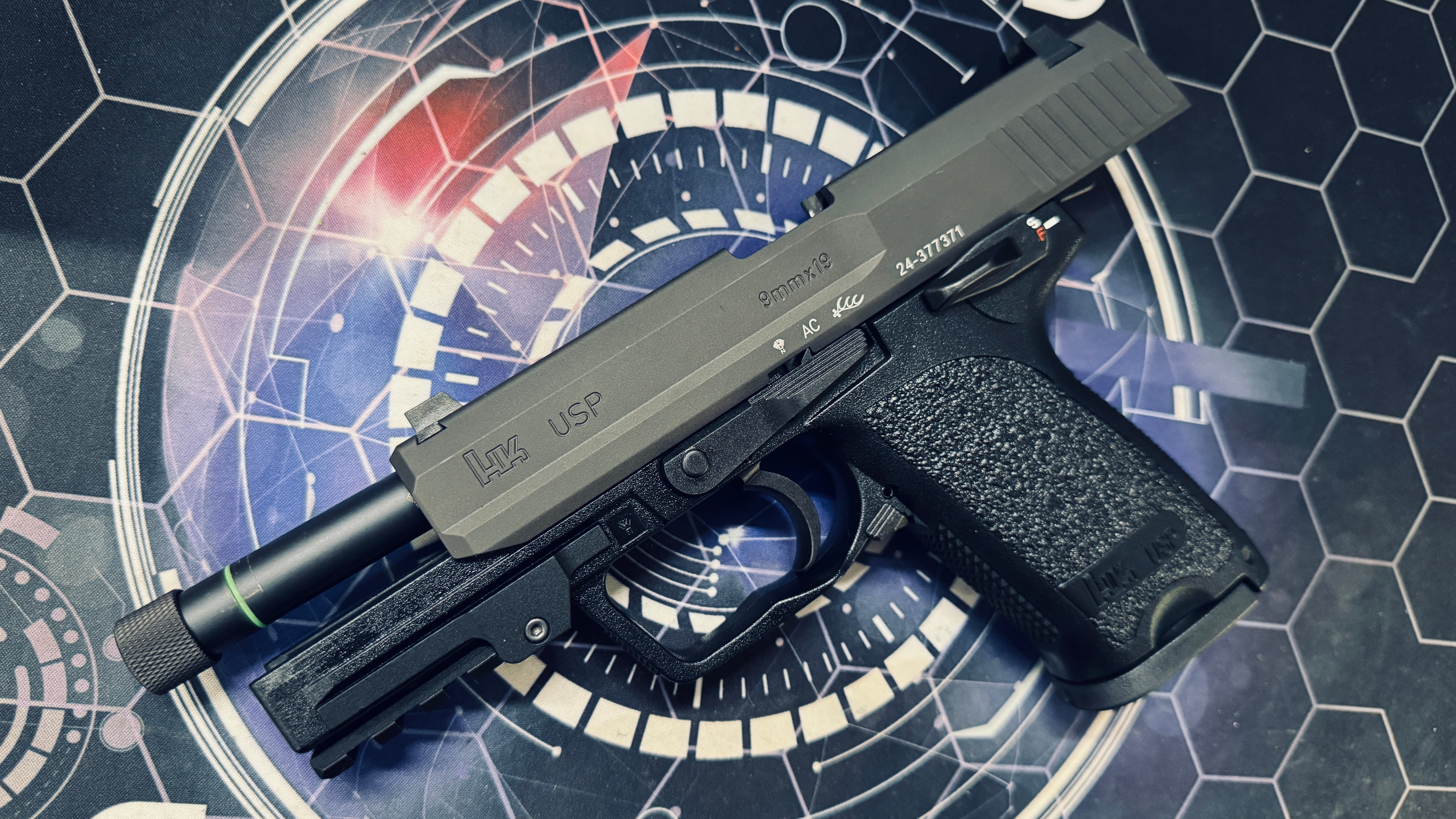 Custom Tokyo Marui / Guarder Aluminium USP Gel Blaster w/Threaded Barrel + Rail Adaptor - Image 6