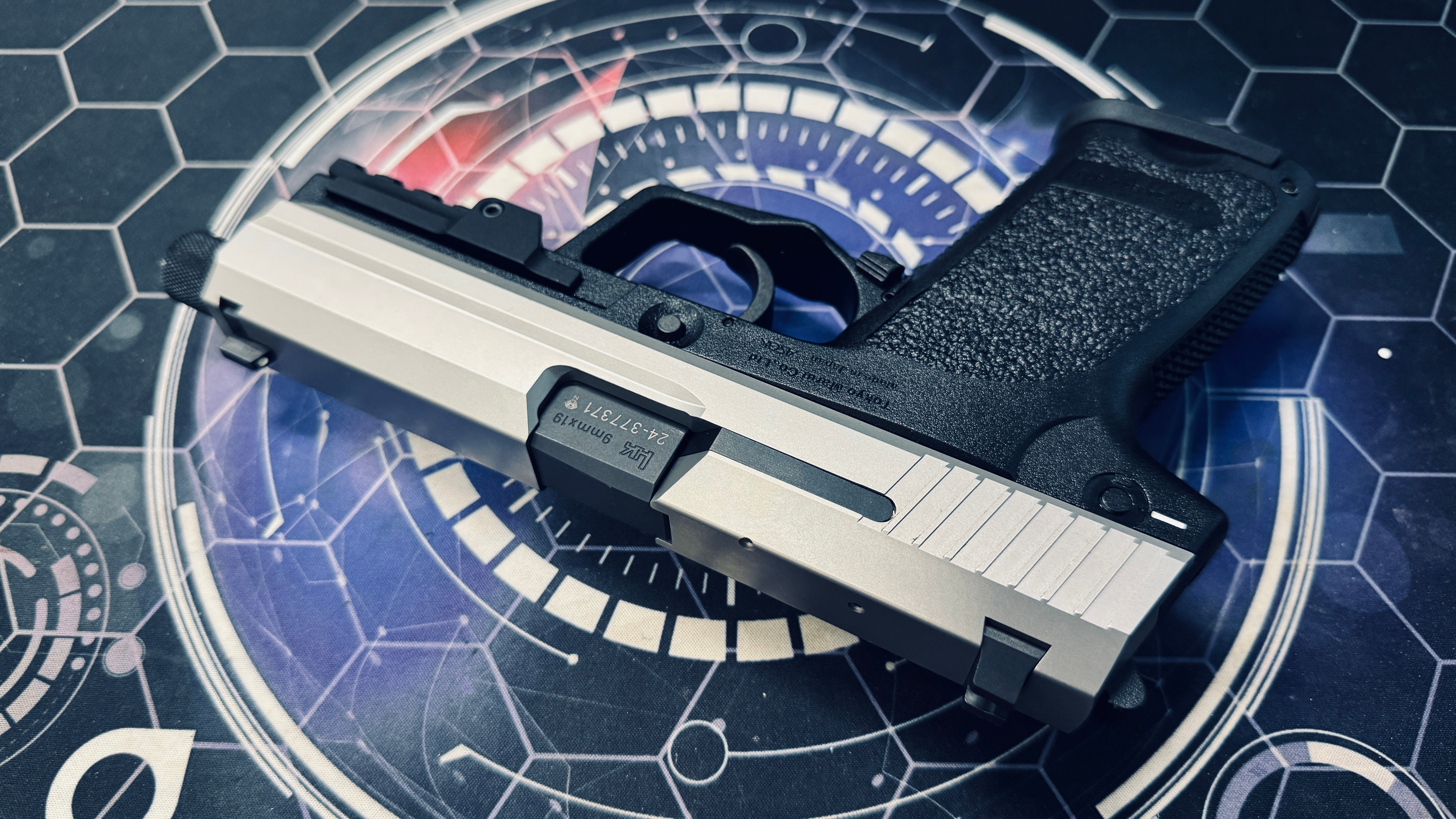 Custom Tokyo Marui / Guarder Stainless Steel USP Gel Blaster w/Threaded Barrel + Rail Adaptor - Image 3