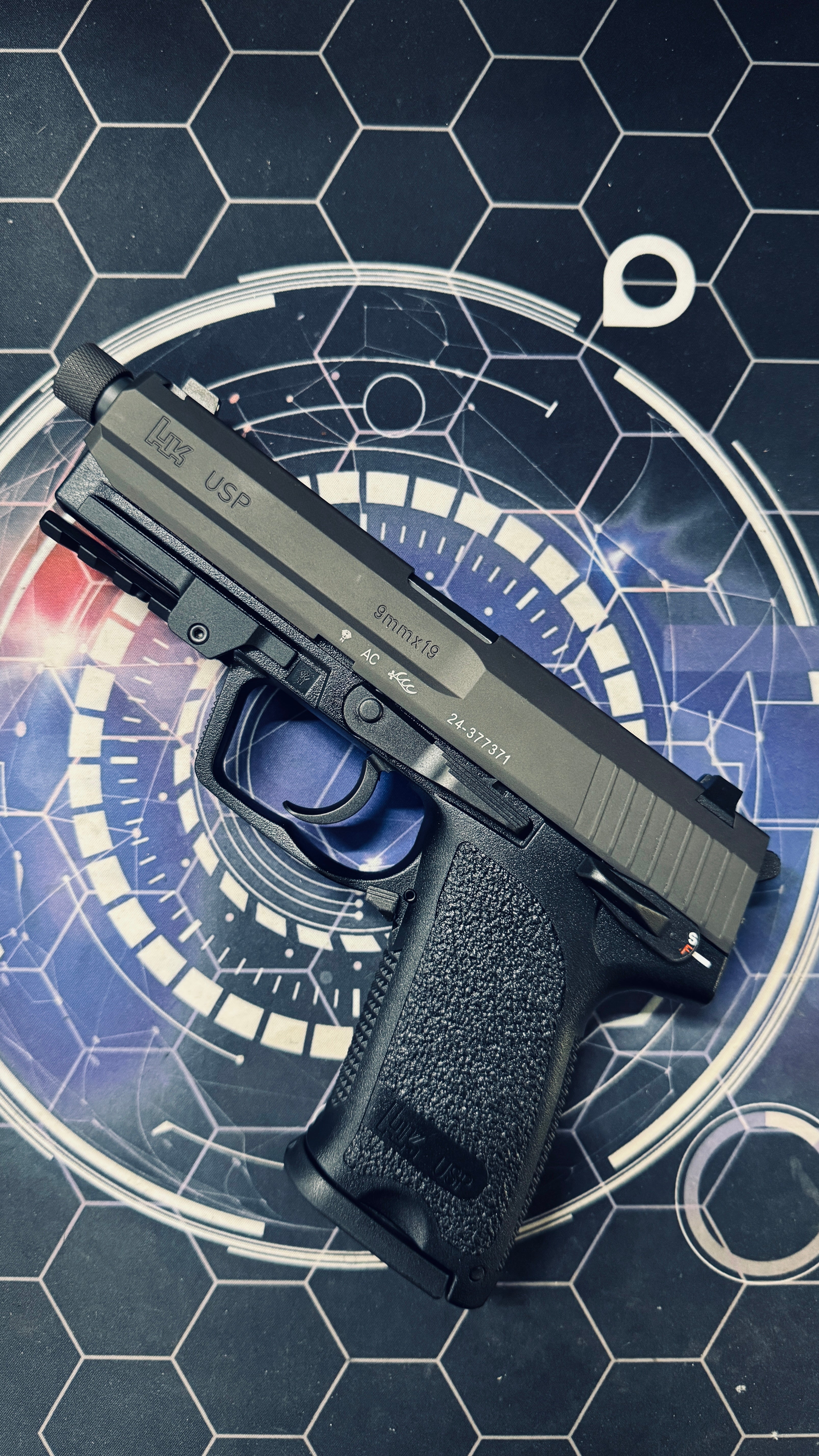 Custom Tokyo Marui / Guarder Aluminium USP Gel Blaster w/Threaded Barrel + Rail Adaptor - Image 11