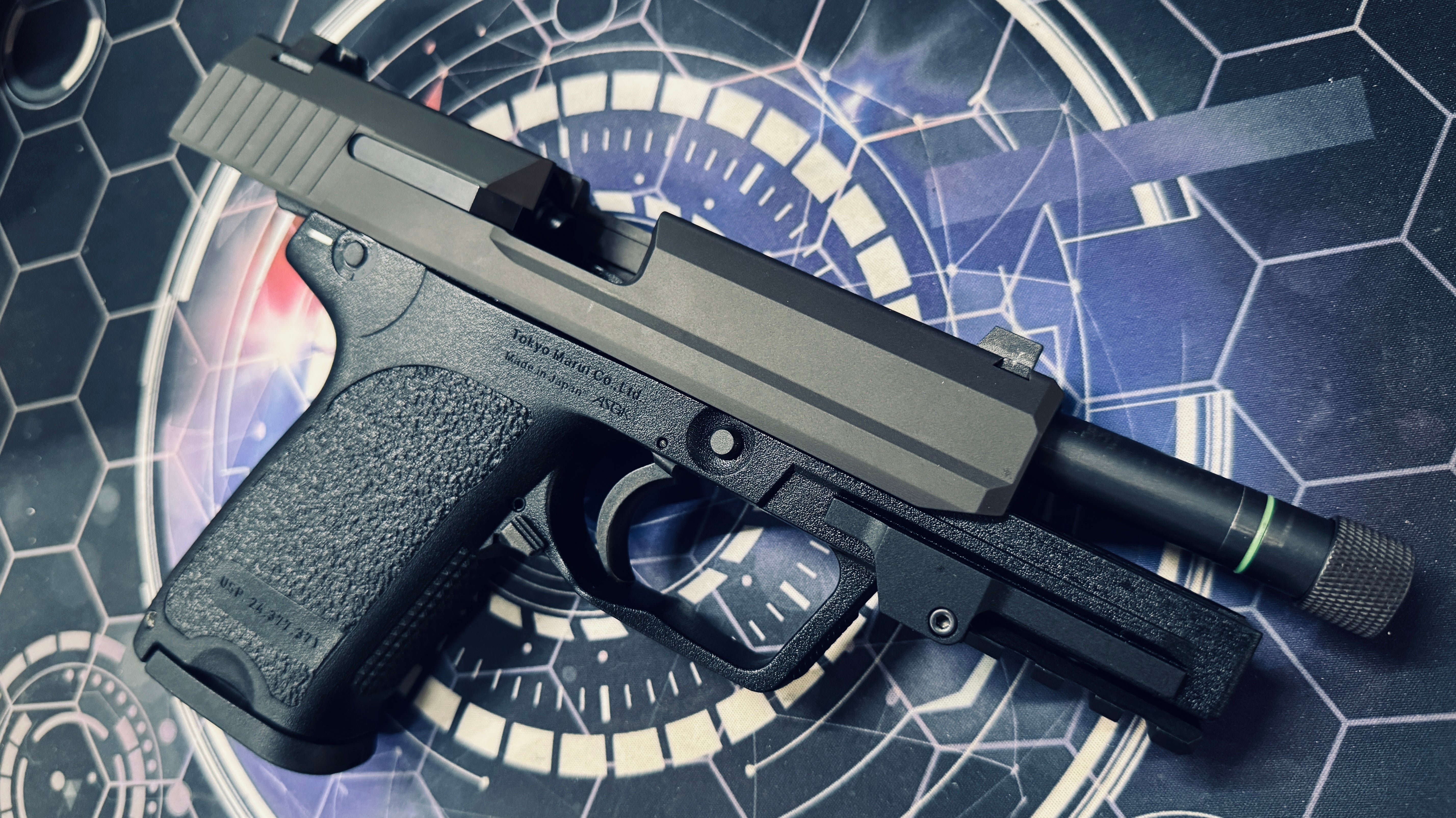 Custom Tokyo Marui / Guarder Aluminium USP Gel Blaster w/Threaded Barrel + Rail Adaptor - Image 5