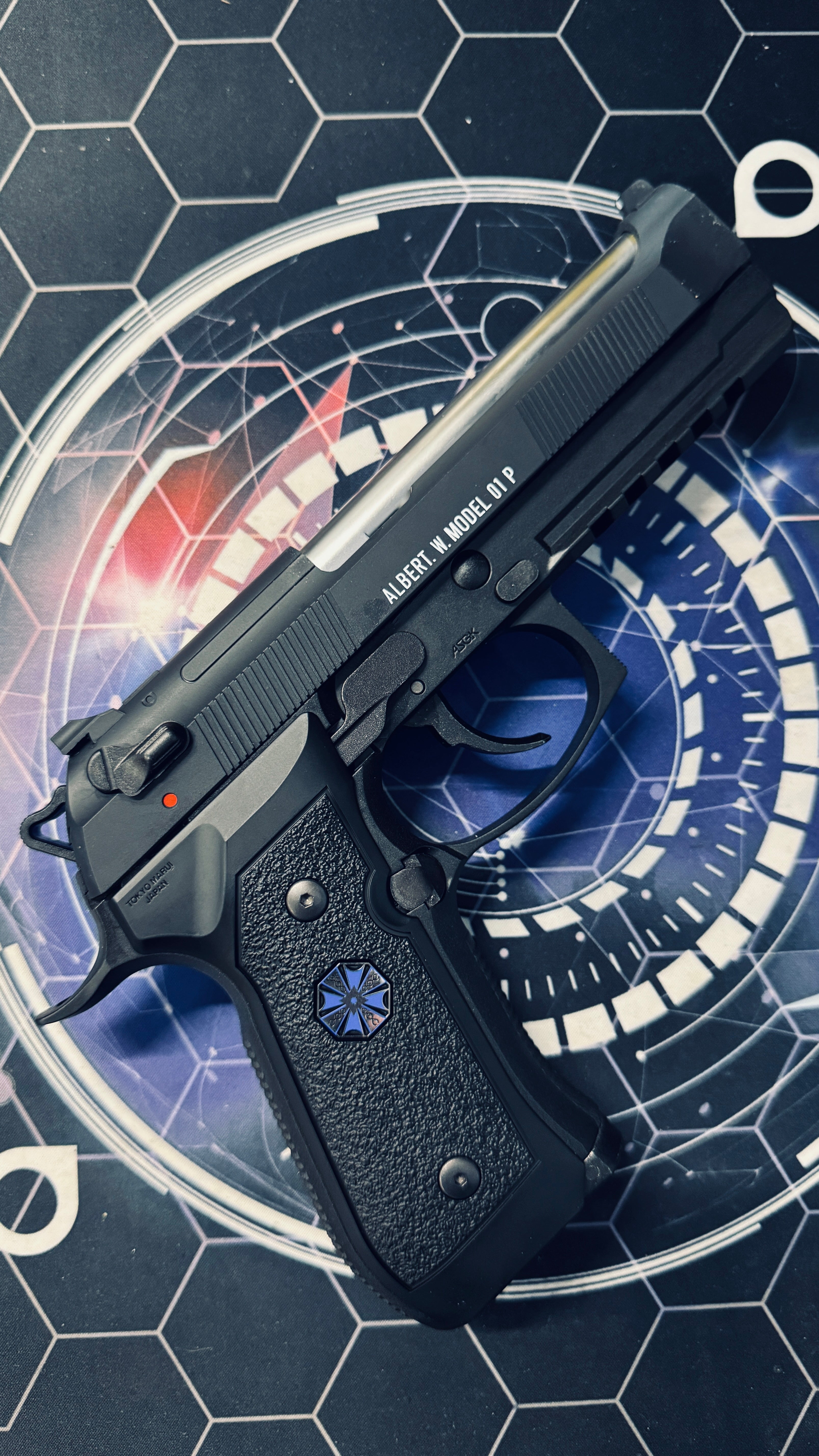 Tokyo Marui Beretta Albert W. Model 01P Gel Blaster - Image 10