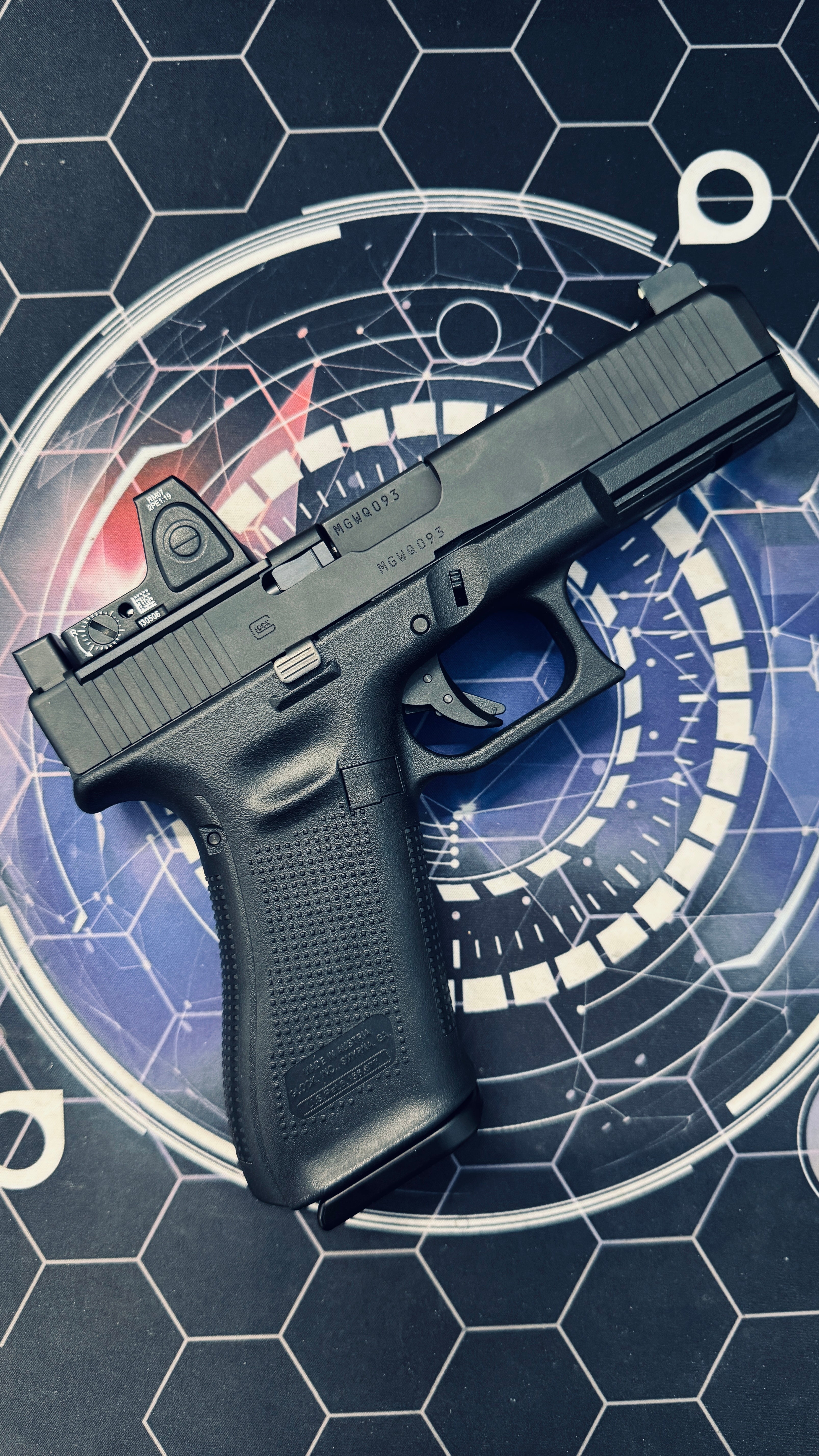 Guarder G17 Gen 5 MOS Custom Gel Blaster - Steel Slide Version - Image 13