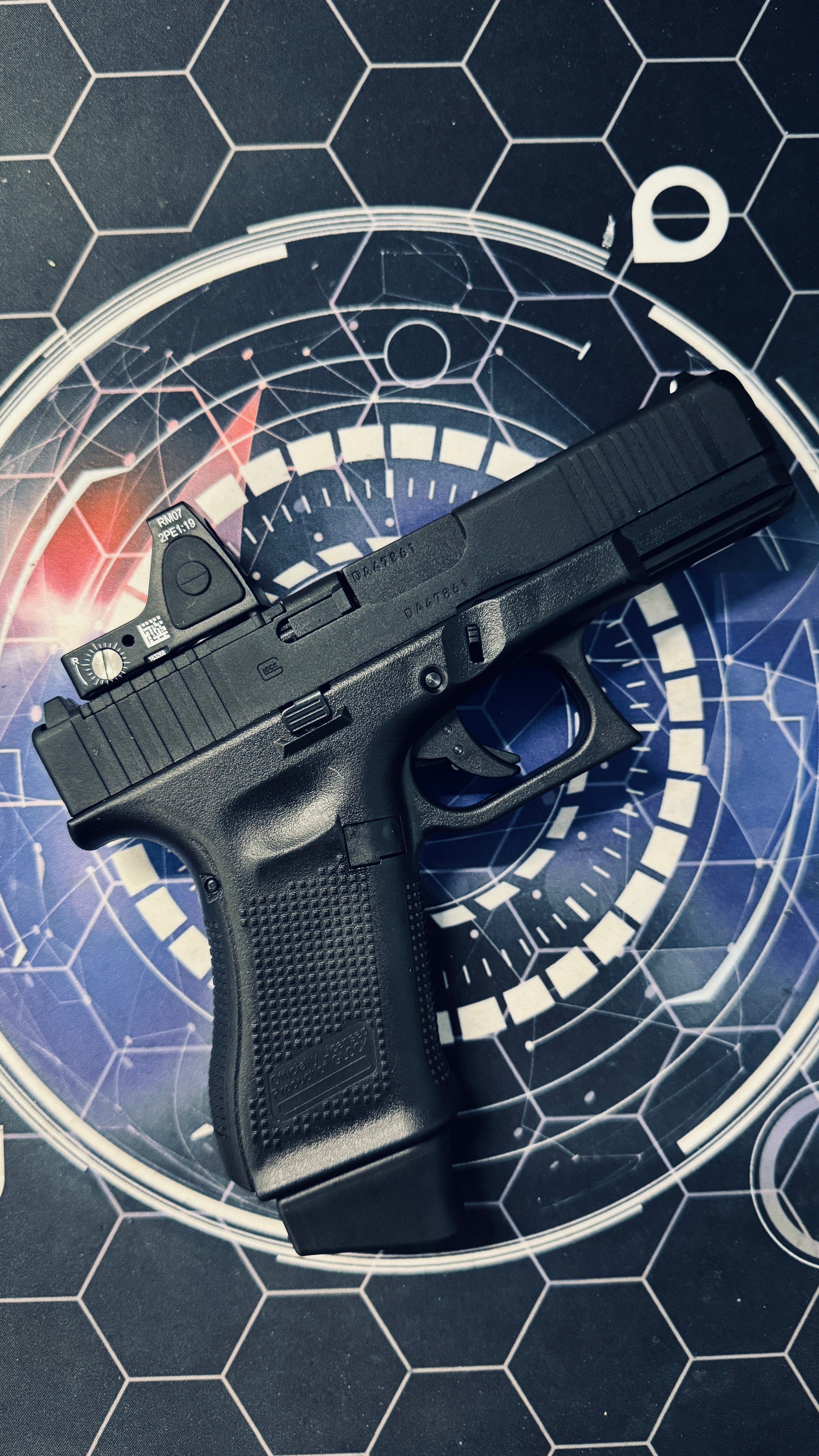 Umarex (SRC) - Glock 19 Gen 5 MOS Gel Blaster GBB Pistol - Image 7